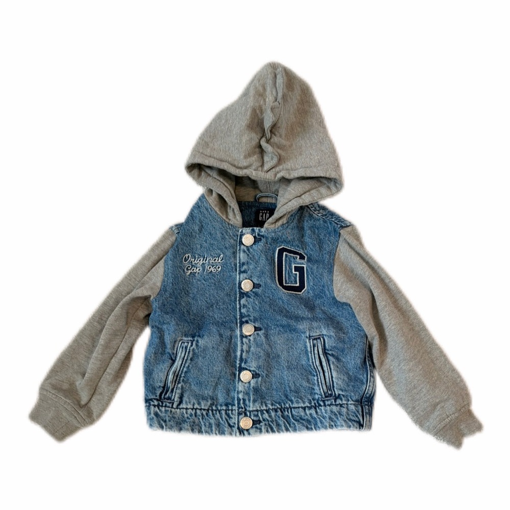 🚩GAP Blue Denim Jacket with Gray Hoodie with hood spike detailing Size 3T